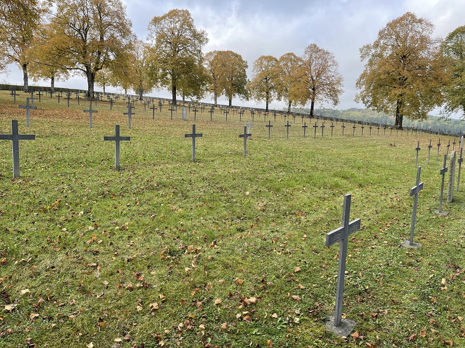 Deutscher Soldatenfriedhof Brieulles-sur-Meuse